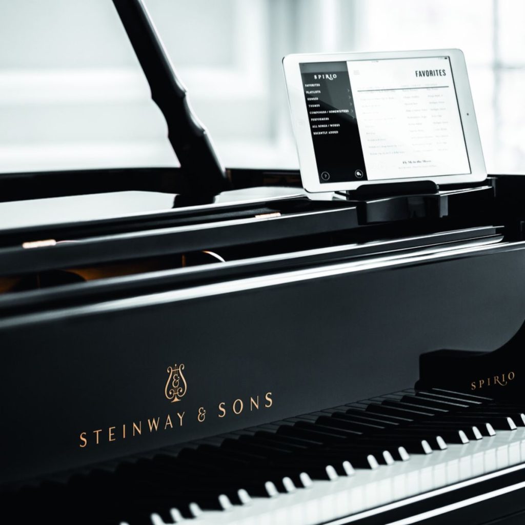 PB STEINWAY SON 030215 17 226 CMJN300 square